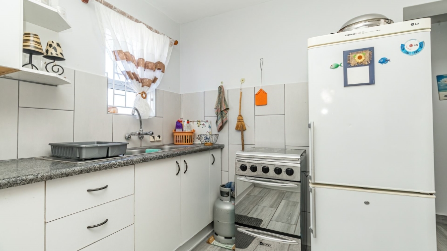 2 Bedroom Property for Sale in Hartenbos Central Western Cape